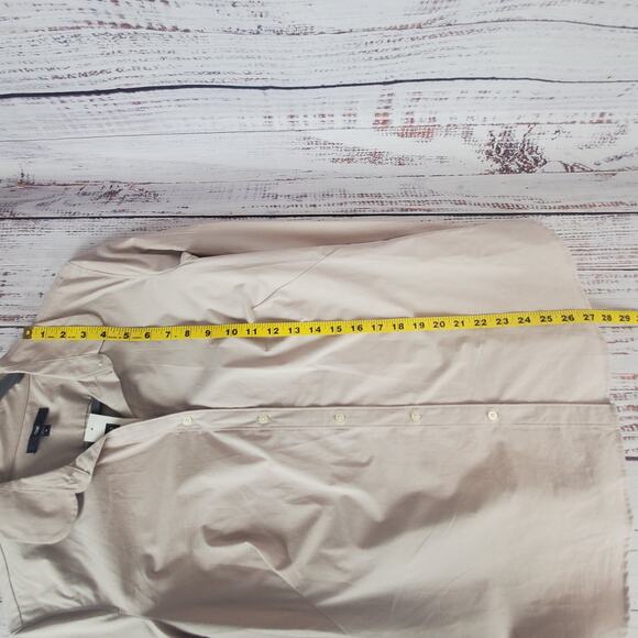 GAP Women's Beige Button Down Shirt - Picture 8 of 9